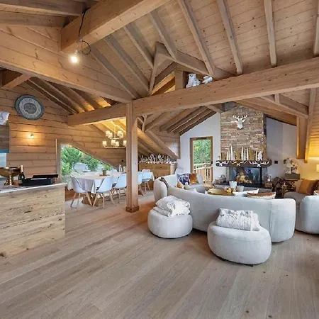 Chalet Jacuzzi Privatif Sur La Terrasse Exterieure Holiday home Courchevel